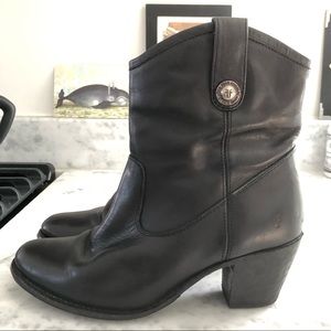 Frye Jackie Button Short boots